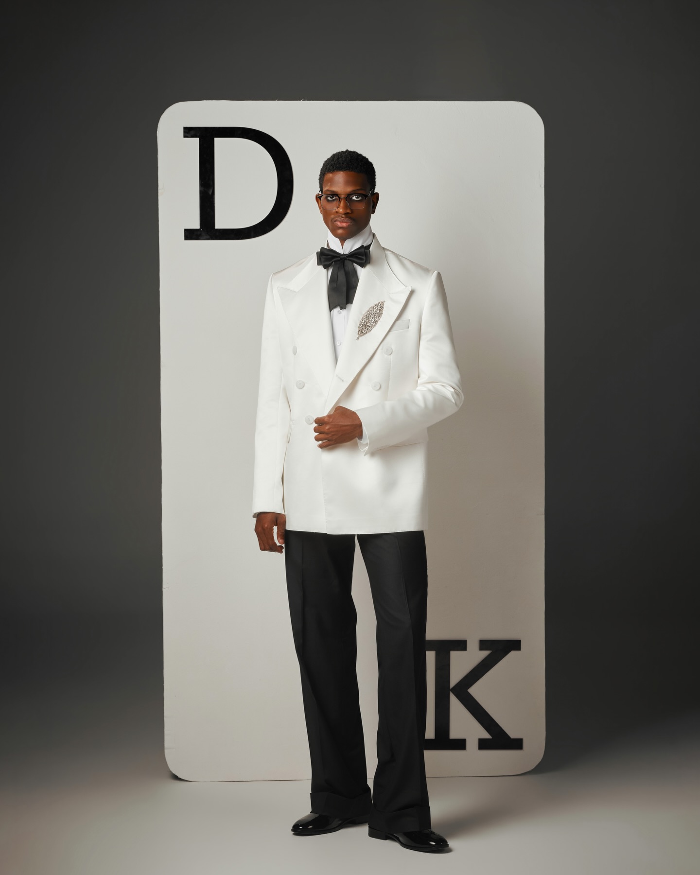 White Men Suit Set 2 Pcs Blaze - مراجعة Formal Wear For Men Black Suit وسعره